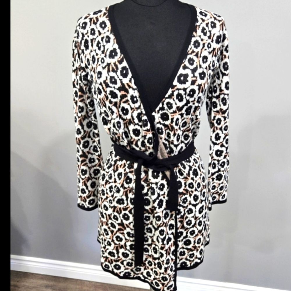 🐢 Diane Von Furstenberg for Target DVF V-Neck Neutral Poppy Wrap Sweater. XXS